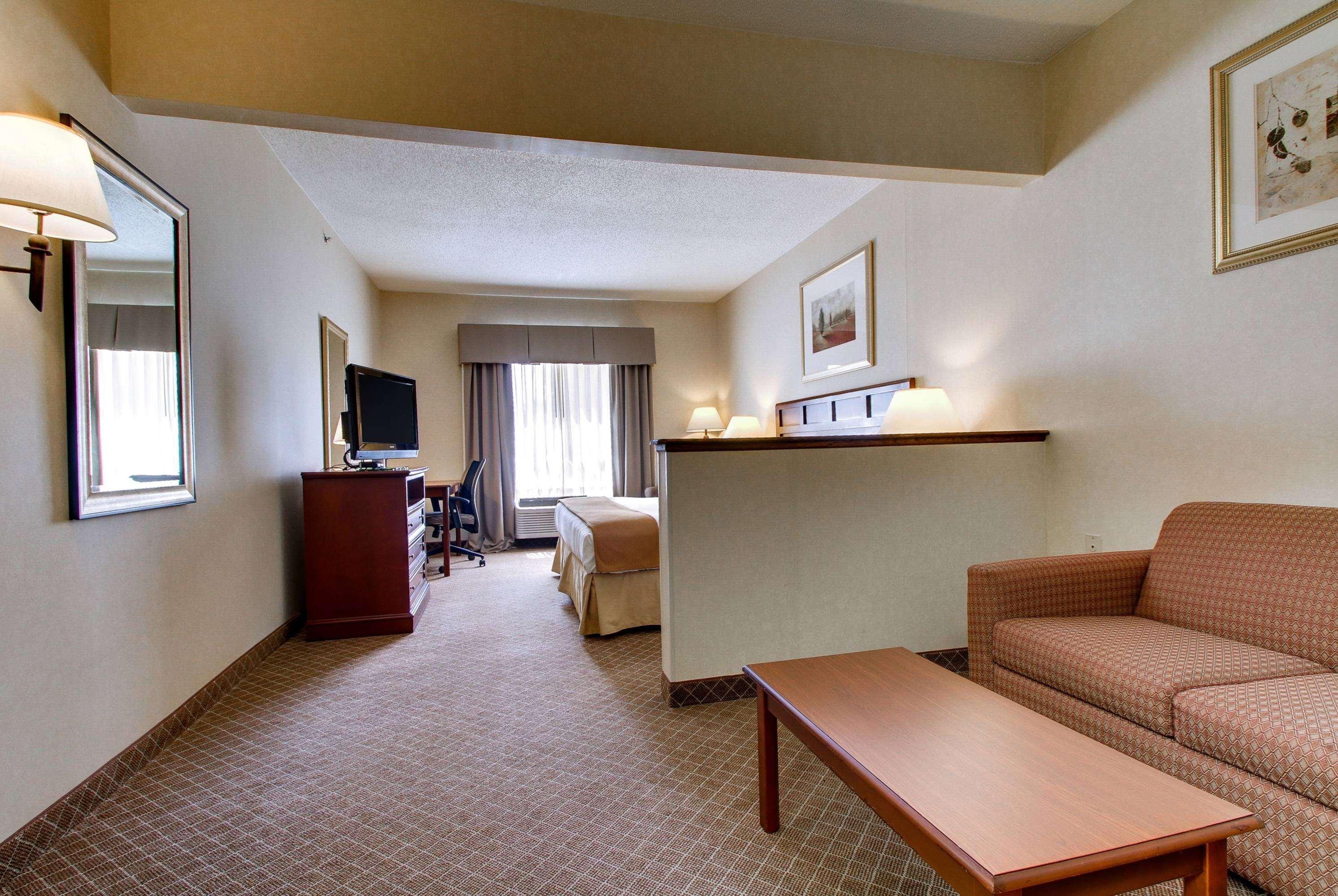 Baymont By Wyndham Kirksville University Area Esterno foto