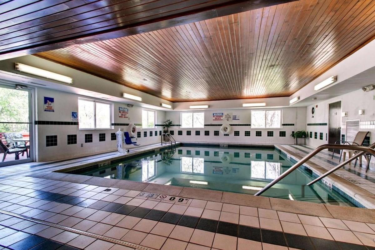 Baymont By Wyndham Kirksville University Area Esterno foto