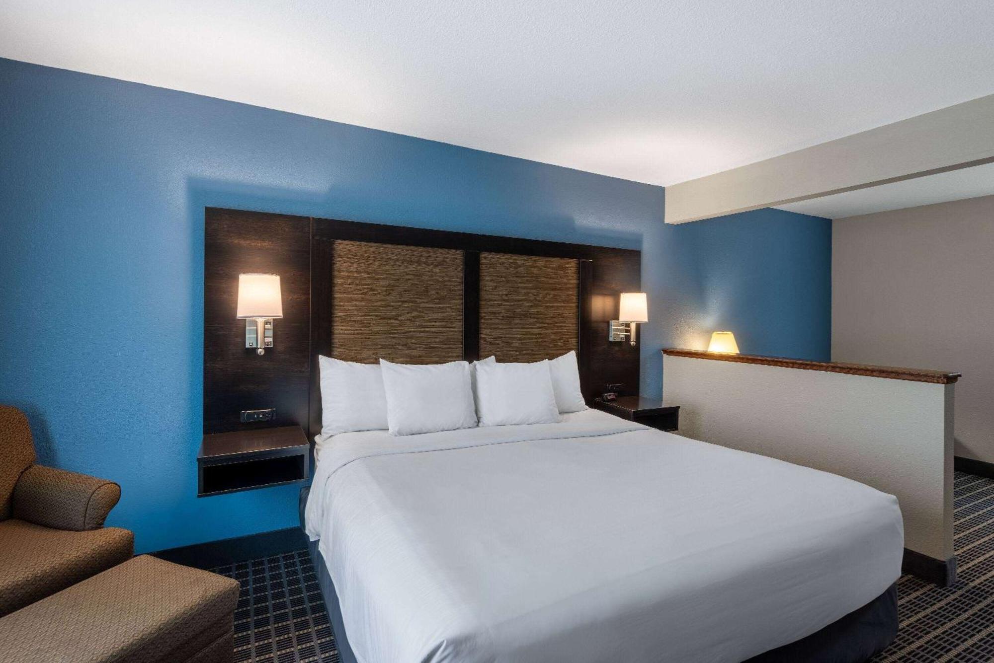 Baymont By Wyndham Kirksville University Area Esterno foto