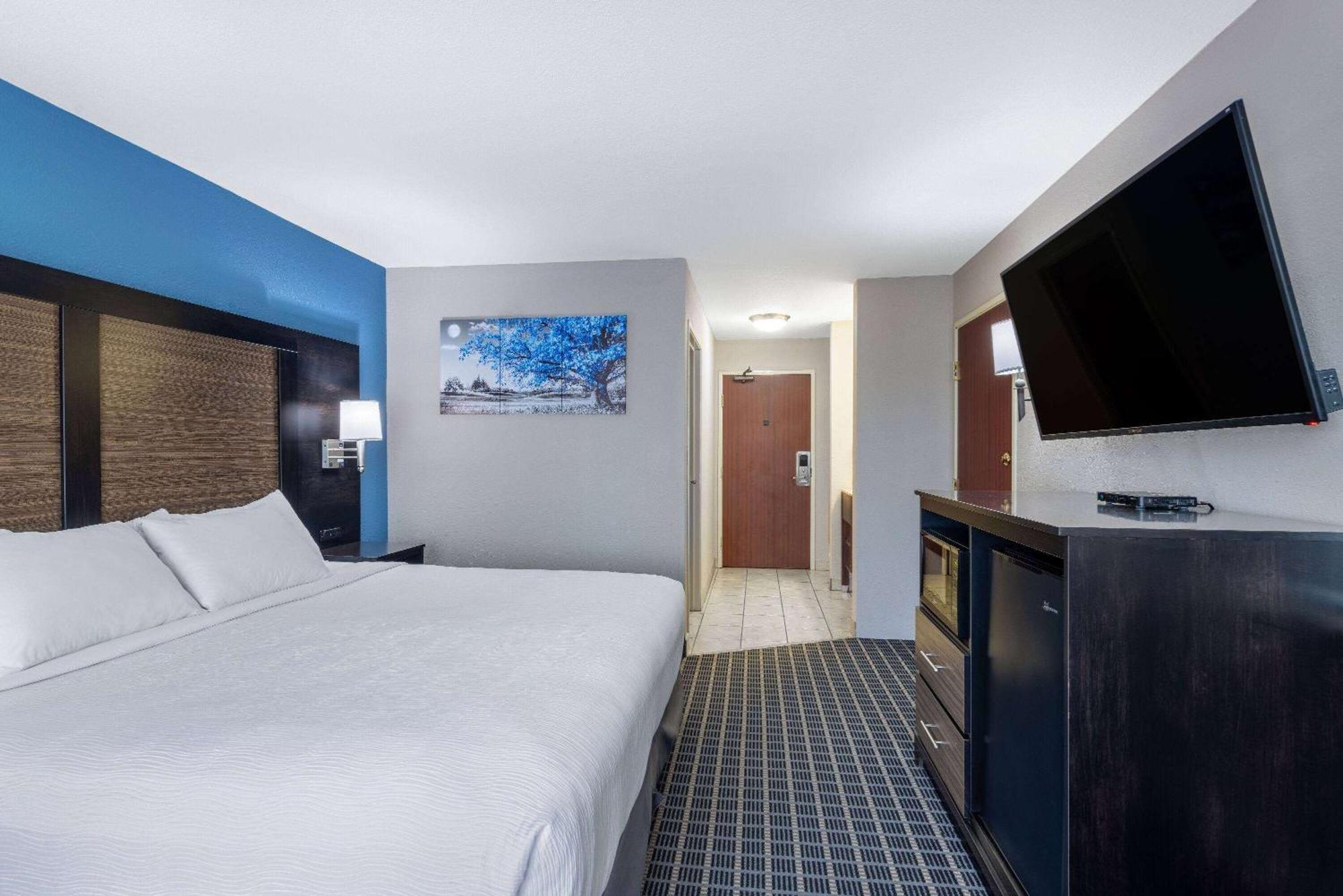 Baymont By Wyndham Kirksville University Area Esterno foto
