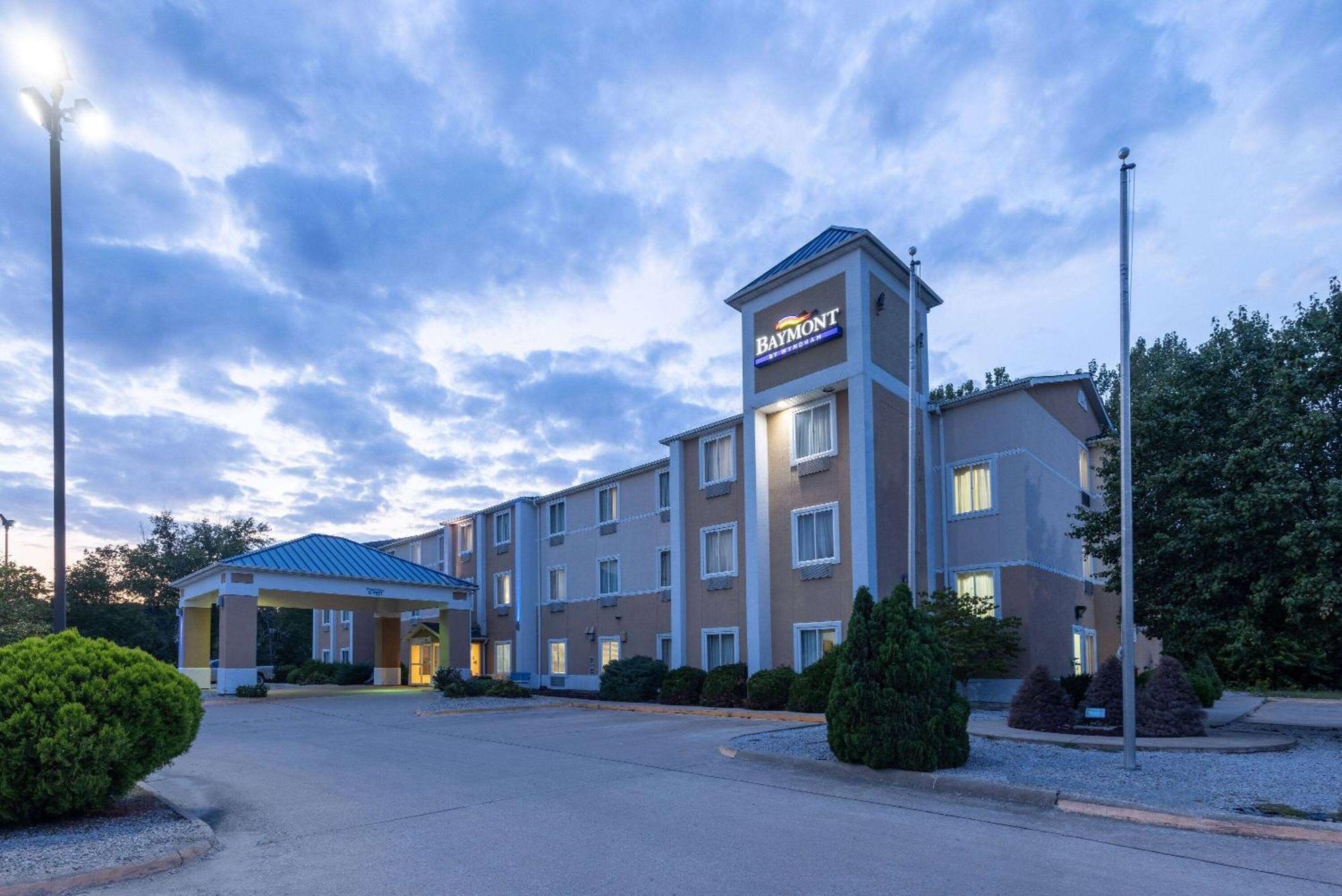 Baymont By Wyndham Kirksville University Area Esterno foto